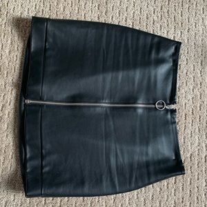 Lovers + friends black zip up mini skirt.